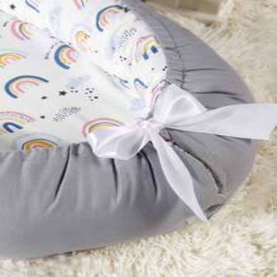 berceau bébé avec attache nidportablebebe arc-en-ciel