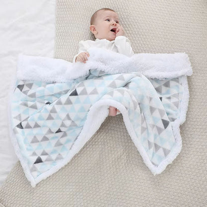 couverture bebe polaire doux sur bebe plaidissimo