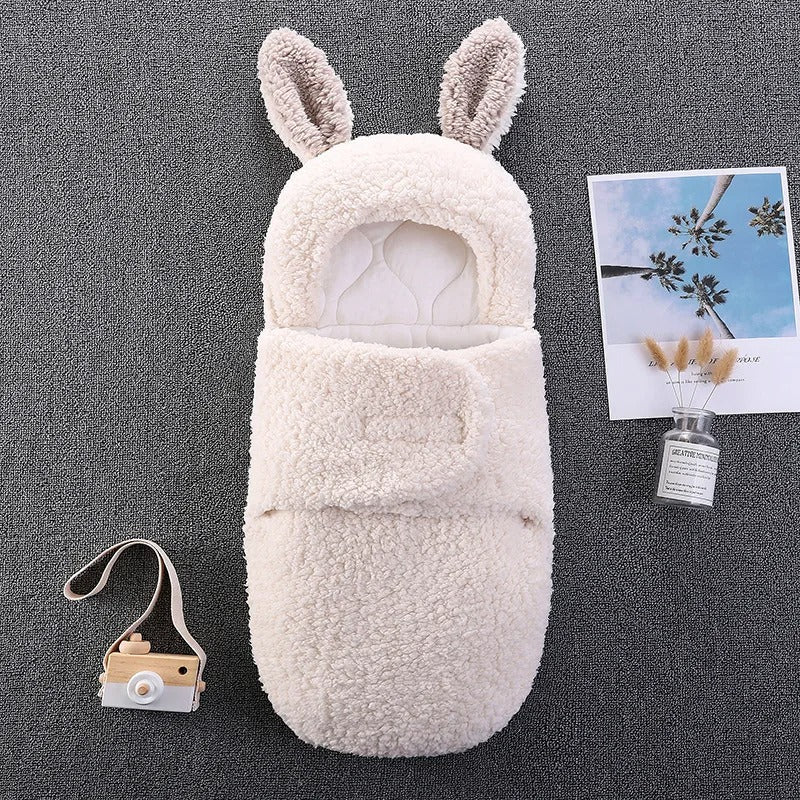 nid d ange polaire blanc pelucheux lapinou