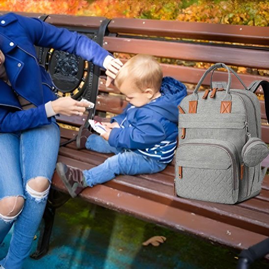 sac à dos à langer pour voyages gris